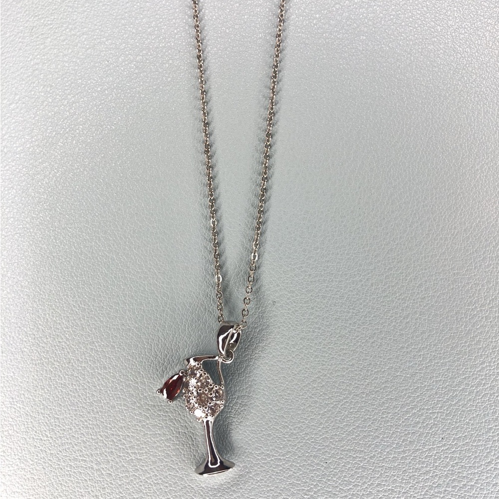 💕 Elegant Wine Glass Zircon Pendant Necklace - Picture 4 of 7